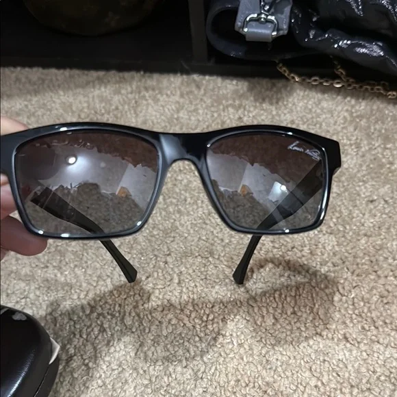 Louis Vuitton Black Sunglasses Classic Rectangular Design LV Match Sunglasses S00 - Men - Accessories | LOUIS VUITTON ® main image 3